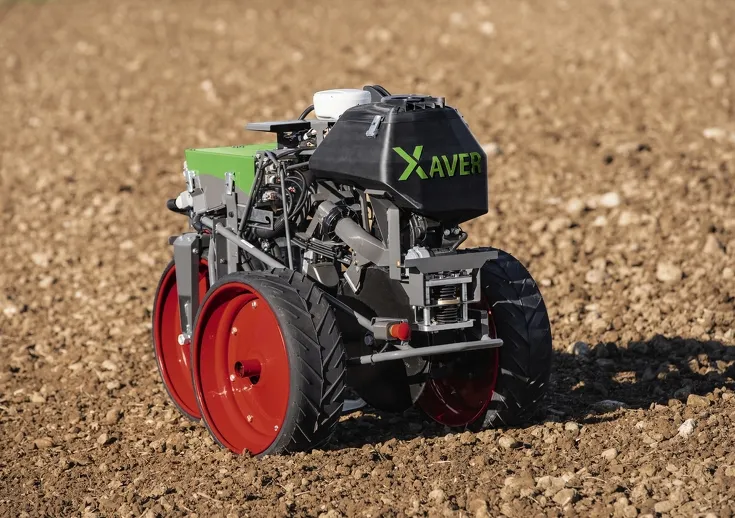 Um trator pesado ou vários tratores leves?